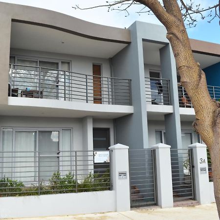 North Coogee Beach House Fremantle Bagian luar foto